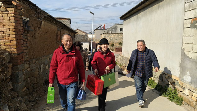 新春探访泰山长寿村：芝人堂与百岁老人的“灵芝之约”